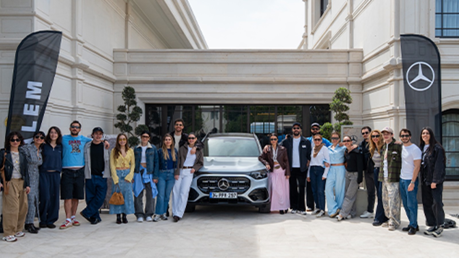Mercedes ve Alem Dergisi Is Birligi